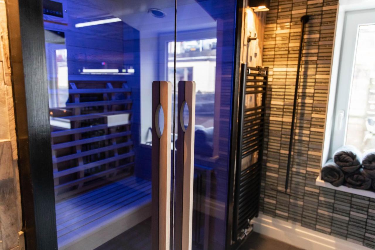Hotel Wellnessboat De Michiel De Ruyter Groningen Exteriér fotografie