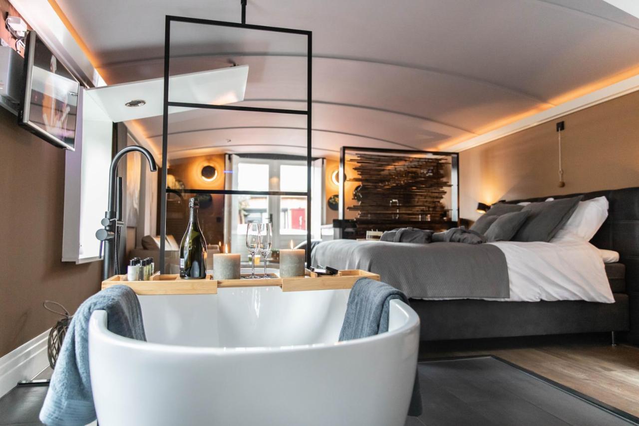 Hotel Wellnessboat De Michiel De Ruyter Groningen Exteriér fotografie